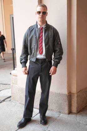 IPA85941532 - Milan, Milan Men™s Fashion Week Spring Summer 2027 - Men™s Fashion, Spring Summer 2027 - Thom Browne fashion show - front row Pictured: Guest  Copyright: xRiccardoxGIordanox xRiccardoxGiordanox 85941532
