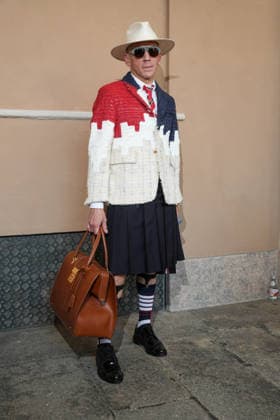 IPA85941545 - Milan, Milan Men™s Fashion Week Spring Summer 2027 - Men™s Fashion, Spring Summer 2027 - Thom Browne fashion show - front row Pictured: Guest  Copyright: xRiccardoxGIordanox xRiccardoxGiordanox 85941545