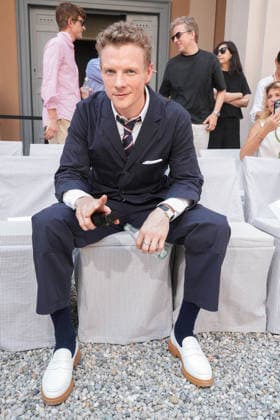 IPA85941635 - Milan, Milan Men™s Fashion Week Spring Summer 2027 - Men™s Fashion, Spring Summer 2027 - Thom Browne fashion show - front row Pictured: Patrick Gibson  Copyright: xRiccardoxGIordanox xRiccardoxGiordanox 85941635