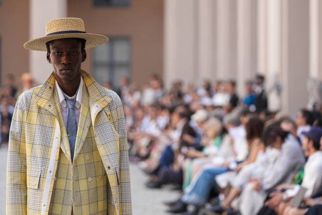 IPA85942293 - Milan, Milan Men™s Fashion Week Spring Summer 2027 - Men™s Fashion, Spring Summer 2027 - Thom Browne fashion show - runway In the photo: Model  Copyright: xRiccardoxGIordanox xRiccardoxGiordanox 85942293