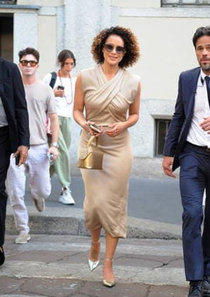 RECORD DATE NOT STATED IPA85943980 - Milan Actress Nathalie Kelley, best known for her role in *The Fast and the Furious*, arrives at the Armani fashion show  Copyright: xMimmoxCarrierox xMIMMOxCARRIERO-x 85943980