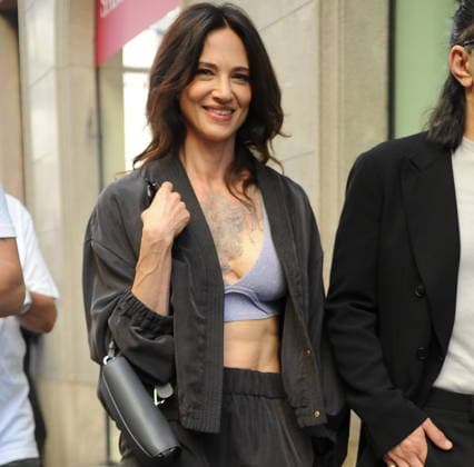 RECORD DATE NOT STATED IPA85946291 - MILAN—ASIA ARGENTO ATTENDS THE ARMANI FASHION SHOW  Copyright: xx xx 85946291