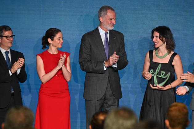 King Felipe IV Presents the 43rd Edition of the 2026 King of Spain International Journalism Awards Félix Bolanos, Isabel Díaz Ayuso, and King Felipe VI alongside the award winners during the awards ceremony for the 2026 King of Spain International Journalism Awards, on June 22, 2026, in Madrid, Spain. These awards are organized by the EFE News Agency and the Spanish Agency for International Development Cooperation (AECID), and since 1983 have recognized journalistic excellence in Ibero-American countries, as well as in those nations with which Spain maintains historical, KING PHILIP VI KING OF SPAIN INTERNATIONAL JOURNALISM AWARDS EFE NEWS AGENCY SPANISH AGENCY FOR INTERNATIONAL DEVELOPMENT COOPERATION José Madrid Madrid, Spain,detected_so  Copyright: xJosÃ xOlivax 7615767