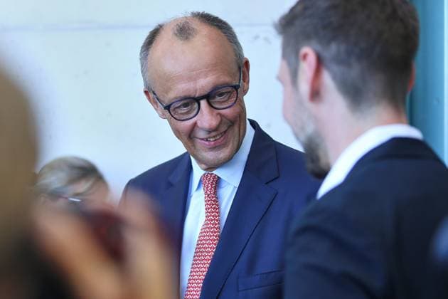 Berlin, Deutschland, 22.06.2026: Bundeskanzleramt: Medaillengewinner der Olympischen und Paralympischen Spiele im Kanzleramt: Bundeskanzler Friedrich Merz (CDU) begrüßt die Olympia-Teilnehmer *** Berlin, Germany, June 22, 2026 Federal Chancellery Olympic and Paralympic medalists at the Federal Chancellery Federal Chancellor Friedrich Merz (CDU) welcomes the Olympic athletes,detected_source_language Copyright: xdtsxNachrichtenagenturx dts_124382