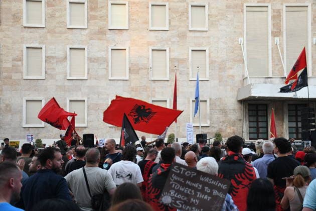 Protests against the tourism project in Albania, continue for 23rd consecutive day TIRANA, ALBANIA - JUNE 22: Hundreds of demonstrators march along the National Martyrs Boulevard toward the Prime Ministry building on the 23rd consecutive day of protests in Tirana, Albania, on June 22, 2026. Gathering at Skanderbeg Square under the slogan Albania is not for sale , the crowds expressed fierce opposition to a multi-million dollar luxury tourism development project planned for the protected Zvernec region in the coastal city of Vlora. The controversial project is allegedly linked to Jared Kushner and Ivanka Trump, the son-in-law and daughter of U.S. President Donald Trump, involving the privatization of pristine public coastlines. The demonstr  Copyright: x2026xAnadoluxOlsixShehux
