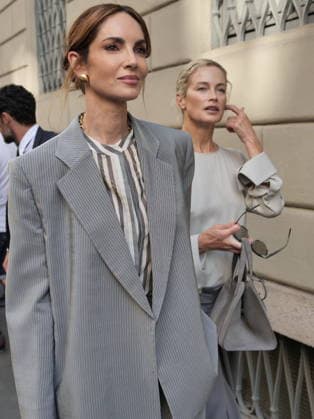 IPA85949673 - Milan, Milan Men s Fashion Week: Spring Summer 2026 2027 - Men s Fashion, Spring Summer 2026 — Armani fashion show; pictured: Eugenia Silva and Carolyn Murphy  Copyright: xLucaxPontix xLucaPonti IpaAgencyx 85949673
