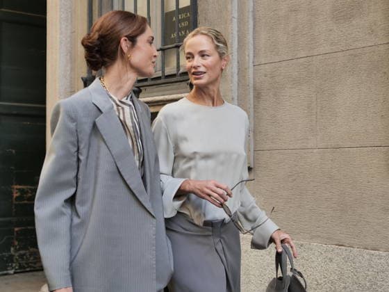 IPA85949661 - Milan, Milan Men s Fashion Week: Spring Summer 2026 2027 - Men s Fashion, Spring Summer 2026 — Armani fashion show; pictured: Eugenia Silva and Carolyn Murphy  Copyright: xLucaxPontix xLucaPonti IpaAgencyx 85949661