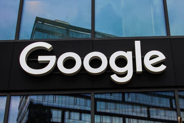 Google Opens New Office In Poland Google logo is seen on a building ahead the opening of Google new office space in Krakow, Poland on June 22, 2026. Located in Tertium Business Park building, the officee is a second location for Google in the city. Krakow Poland  Copyright: xBeataxZawrzelx originalFilename: zawrzel-googleop260622_npkjR.jpg