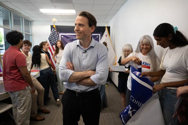 June 22, 2026: U.S. Rep. Kevin Kiley announced during a news conference that he is challenging congressional candidate Richard Pan to a debate at on Monday, June 22, 2026 in Roseville. - ZUMAj89_ 20260622_zaf_j89_001 Copyright: xPaulxKitagakixJr.x