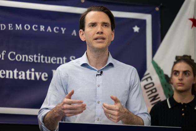 June 22, 2026: U.S. Rep. Kevin Kiley announced during a news conference that he is challenging congressional candidate Richard Pan to a debate at on Monday, June 22, 2026 in Roseville. - ZUMAj89_ 20260622_zaf_j89_003 Copyright: xPaulxKitagakixJr.x