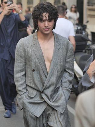 IPA85951750 - Milan, Milan Men s Fashion Week: Spring Summer 2026 2027 - Men s Fashion, Spring Summer 2026 — Armani fashion show; pictured: Conan Gray  Copyright: xLucaxPontix xLucaPonti IpaAgencyx 85951750