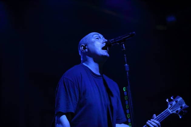 Aaron Bruch von der Band Breaking Benjamin bei einem Konzert im Huxleys Neue Welt in Berlin, 22. Juni 2026. Breaking Benjamin Konzert Berlin