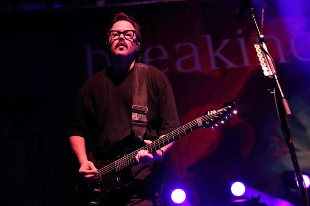 Keith Wallen von der Band Breaking Benjamin bei einem Konzert im Huxleys Neue Welt in Berlin, 22. Juni 2026. Breaking Benjamin Konzert Berlin