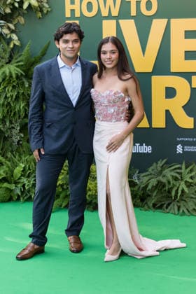 How To Live On Earth World Premiere in London LONDON, UNITED KINGDOM - JUNE 22: Xiye Bastida (R) attends the world premiere of How To Live On Earth at Odeon Luxe Leicester Square in London, United Kingdom on June 22, 2026. Wiktor Szymanowicz Anadolu London United Kingdom. Editorial use only. Please get in touch for any other usage.  Copyright: x2026xAnadoluxWiktorxSzymanowiczx
