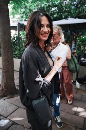 IPA85954269 - Milan, Milan Fashion Week Menswear Spring Summer 2027 - Men s Fashion, Spring Summer 2027 - Giorgio Armani Fashion Show - Guests arriving. Pictured: Asia Argento (Italian actress)  Copyright: xAlessandroxBremecx xx 85954269