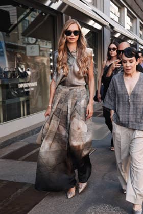 IPA85954281 - Milan, Milan Fashion Week Menswear Spring Summer 2027 - Men s Fashion, Spring Summer 2027 - Giorgio Armani Fashion Show - Guests Arrive. Pictured: Laila Hasanovic (model, girlfriend of tennis player Jannik Sinner), Alexia (Italian singer)  Copyright: xAlessandroxBremecx xx 85954281