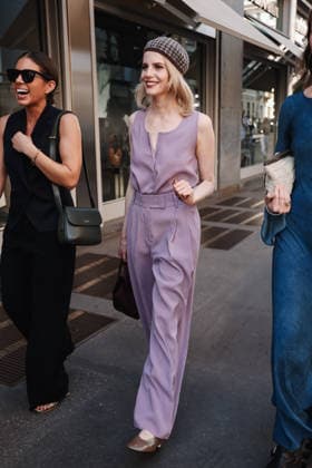 IPA85954285 - Milan, Milan Fashion Week Menswear Spring Summer 2027 - Men s Fashion, Spring Summer 2027 - Giorgio Armani Fashion Show - Guests arriving. Pictured: Lucy Boynton (British-American actress)  Copyright: xAlessandroxBremecx xx 85954285