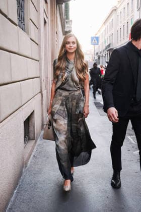 IPA85954329 - Milan, Milan Fashion Week Menswear Spring Summer 2027 - Men s Fashion, Spring Summer 2027 - Giorgio Armani Fashion Show - Guests arriving. Pictured: Laila Hasanovic (model, girlfriend of tennis player Jannik Sinner)  Copyright: xAlessandroxBremecx xx 85954329
