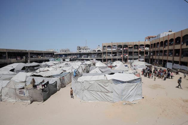 Jabalia Gaza Displacement Camp Makeshift tents sheltering displaced Palestinians stand in the grounds of al-Faluja School in Jabalia refugee camp in the northern Gaza Strip, on June 21, 2026. Thousands of displaced Palestinians are sheltering in schools and makeshift camps across Gaza after being forced from their homes during the war. Al-Faluja School in Jabalia refugee camp has become a temporary refuge for families living in tents amid widespread destruction and a continuing humanitarian crisis in the territory. Gaza Gaza Strip Palestinian Territories Copyright: xAhmedxAlxArinix