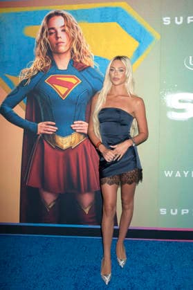 Olivia Walker bei der Weltpremiere des Kinofilms Supergirl an der Brooklyn Academy of Music. New York, 22.06.2026 *** Olivia Walker at the world premiere of the movie Supergirl at the Brooklyn Academy of Music in New York, June 22, 2026,detected_source_language Foto:xB.xHinex xFuturexImagex supergirl_ny_6604