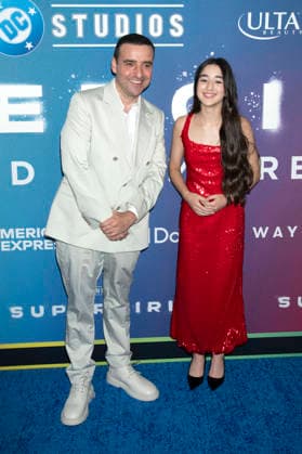 David Krumholtz und Eve Ridley bei der Weltpremiere des Kinofilms Supergirl an der Brooklyn Academy of Music. New York, 22.06.2026 *** David Krumholtz and Eve Ridley at the world premiere of the movie Supergirl at the Brooklyn Academy of Music in New York, June 22, 2026,detected_source_language Foto:xB.xHinex xFuturexImagex supergirl_ny_6641