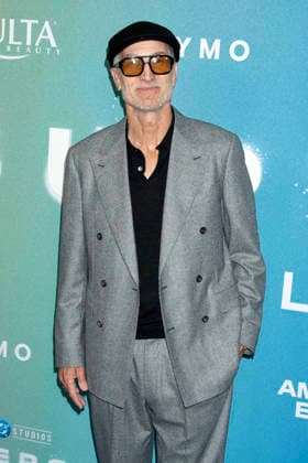 Craig Gillespie bei der Weltpremiere des Kinofilms Supergirl an der Brooklyn Academy of Music. New York, 22.06.2026 *** Craig Gillespie at the world premiere of the movie Supergirl at the Brooklyn Academy of Music in New York, June 22, 2026,detected_source_language Foto:xB.xHinex xFuturexImagex supergirl_ny_6683