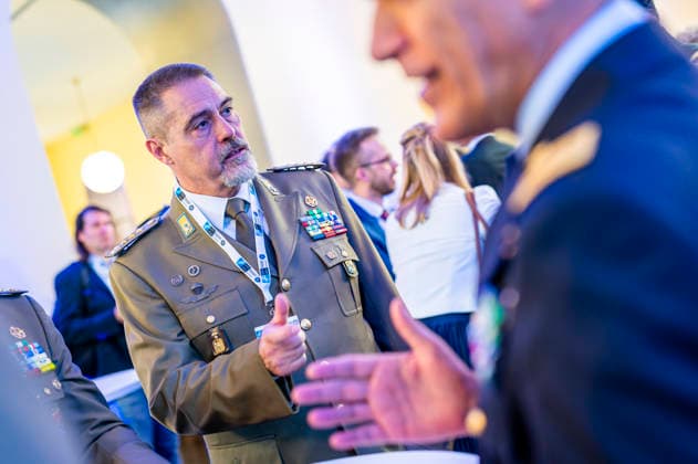 Allied Foresight Conference 2026 EUR, Deutschland, Berlin, 23.06.2026: Die Allied Foresight Conference ist ein Forum für den internationalen Austausch über strategische Zukunftsfragen. Ziel der Veranstaltung ist es, Perspektiven aus Militär, Politik, Wissenschaft und Gesellschaft zusammenzuführen und den Blick über aktuelle Krisen hinaus auf sicherheitspolitische Herausforderungen und die Verteidigungsfähigkeit aller NATO-Staaten für die kommenden Jahrzehnte zu richten. *** Allied Foresight Conference 2026 EUR, Germany, Berlin, June 23, 2026 The Allied Foresight Conference is a forum for international exchange on strategic issues of the future. The goal of the event is to bring together perspectives from the military, politics, acade