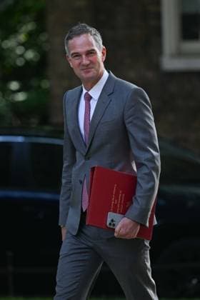 Weekly Cabinet Meeting in London LONDON, UNITED KINGDOM - JUNE 23: British Secretary of State for Science, Innovation and Technology Peter Kyle arrives at 10 Downing Street to attend the weekly Cabinet meeting in London, United Kingdom, on June 23, 2026. Rasid Necati Aslim Anadolu London United Kingdom. Editorial use only. Please get in touch for any other usage.  Copyright: x2026xAnadoluxRasidxNecatixAslimx