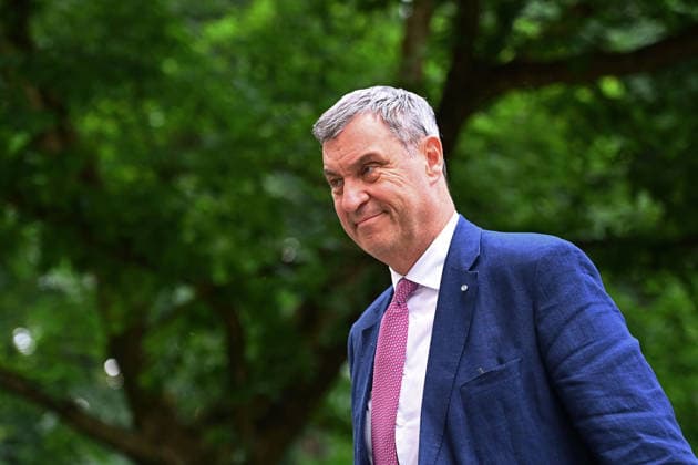 Ankunft Markus SOEDER (Ministerpraesident Bayern und CSU Vorsitzender), Einzelbild,angeschnittenes Einzelmotiv, Portrait,Portraet. Pressekonferenz der Bayerischen Staatsregierung nach Kabinettssitzung am 23.06.2026 im Prinz Carl Palais in Muenchen. *** Arrival of Markus SOEDER, Minister-President of Bavaria and CSU Chairman; single image, cropped close-up, portrait; Press conference of the Bavarian State Government following the cabinet meeting on June 23, 2026, at the Prinz Carl Palais in Munich,detected_source_language