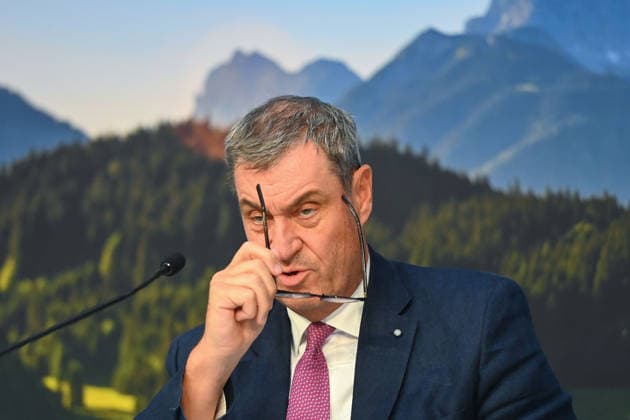 Markus SOEDER (Ministerpraesident Bayern und CSU Vorsitzender),Gestik, Einzelbild,angeschnittenes Einzelmotiv,Portraet,Portrait,Porträt. Pressekonferenz der Bayerischen Staatsregierung nach Kabinettssitzung am 23.06.2026 im Prinz Carl Palais in Muenchen. *** Markus SOEDER, Minister-President of Bavaria and CSU Chairman; gesture, single frame, cropped single shot, portrait; Press conference of the Bavarian State Government following the cabinet meeting on June 23, 2026, at the Prinz Carl Palais in Munich,detected_source_language