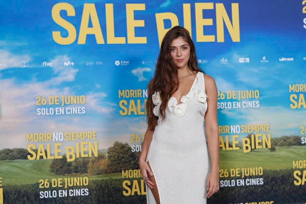 June 23, 2026, Madrid, Madrid, Spain: Spanish actress CARMEN ARRUFAT poses for the media during the photocall for the presentation of the movie Morir no siempre sale bien held at Leclab Madrid. Directed by Claudia Pinto the black comedy film tells the story of two families from different social backgrounds forced to interact after the kidnapping of a corpse. The cinematic project explores social differences through irony and empathy offering a critical portrait of modern society. Madrid Spain - ZUMAo127 20260623_zep_o127_006 Copyright: xHugoxOrtunox
