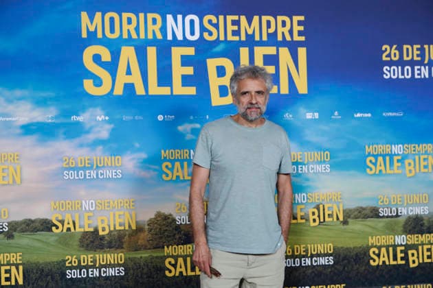 June 23, 2026, Madrid, Madrid, Spain: Spanish actor PAU DURA poses for the media during the photocall for the presentation of the movie Morir no siempre sale bien held at Leclab Madrid. Directed by Claudia Pinto the black comedy film tells the story of two families from different social backgrounds forced to interact after the kidnapping of a corpse. The cinematic project explores social differences through irony and empathy offering a critical portrait of modern society. Madrid Spain - ZUMAo127 20260623_zep_o127_017 Copyright: xHugoxOrtunox