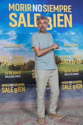 June 23, 2026, Madrid, Madrid, Spain: Spanish actor PAU DURA poses for the media during the photocall for the presentation of the movie Morir no siempre sale bien held at Leclab Madrid. Directed by Claudia Pinto the black comedy film tells the story of two families from different social backgrounds forced to interact after the kidnapping of a corpse. The cinematic project explores social differences through irony and empathy offering a critical portrait of modern society. Madrid Spain  - ZUMAo127 20260623_zep_o127_033 Copyright: xHugoxOrtunox