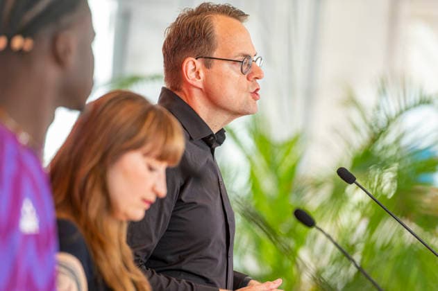 Heidi Reichinnek + Sören Pellmann EUR, Deutschland, Berlin, 23.06.2026: Pressestatement von Heidi Reichinnek Vorsitzende der Fraktion Die Linke im Bundestag und Sören Pellmann Vorsitzenden der Fraktion Die Linke im Bundestag. *** Heidi Reichinnek and Sören Pellmann, EUR, Germany, Berlin, June 23, 2026 Press statement by Heidi Reichinnek, Chair of the Die Linke parliamentary group in the Bundestag, and Sören Pellmann, Chair of the Die Linke parliamentary group in the Bundestag,detected_source_language