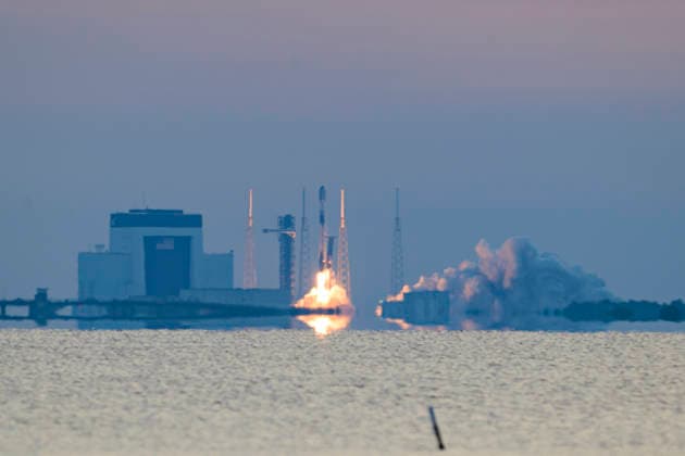 June 23, 2026, Cape Canaveral, Florida, USA: SpaceX Falcon 9 rocket carrying Starfall capsule lifts off from Space Launch Complex-40 at Cape Canaveral Space Force Station, Florida, at 6:53 a.m. EDT on June 23, 2026. Starfall is a reusable cargo vehicle that transports payloads to low Earth orbit (LEO) and beyond aboard Falcon 9 and Falcon Heavy rockets and returns cargo safely to Earth. Cape Canaveral USA  - ZUMAb268 20260623_znp_b268_005 Copyright: xJenniferxBriggsx