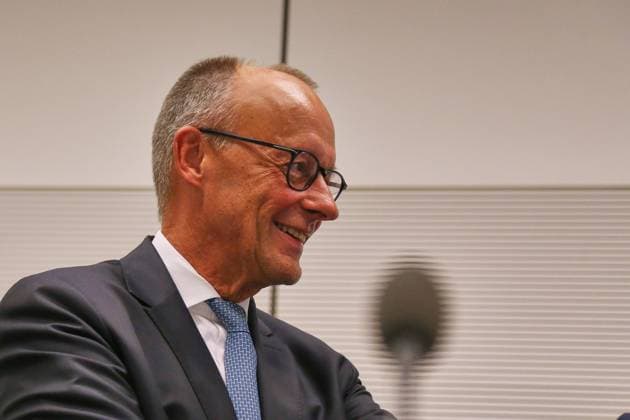 Berlin, Deutschland, 23.06.2026: Deutscher Bundestag: Unions-Fraktionssitzung: Bundeskanzler Friedrich Merz (CDU) und Jens Spahn (CDU) *** Berlin, Germany, June 23, 2026 German Bundestag Union parliamentary group meeting Chancellor Friedrich Merz (CDU) and Jens Spahn (CDU),detected_source_language Copyright: xdtsxNachrichtenagenturx dts_124630