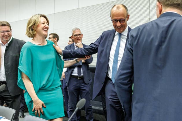 Statement vor den Fraktionssitzung der CDU CSU Bundeskanzler Friedrich Merz (CDU) vor der Fraktionssitzung am 23.06.26 in Berlin. Berlin Berlin Deutschland Reichstag *** Statement before the CDU CSU parliamentary group meeting