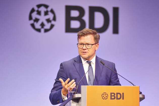 News Bilder des Tages Berlin, Deutschland, 23.06.2026: EUREF-Campus: Tag der Industrie: Bundesminister für Umwelt, Klimaschutz, Naturschutz und nukleare Sicherheit Carsten Schneider (SPD) *** Berlin, Germany, June 23, 2026 EUREF Campus Industry Day Carsten Schneider, Federal Minister for the Environment, Climate Action, Nature Conservation, and Nuclear Safety (SPD),detected_source_language Copyright: xdtsxNachrichtenagenturx dts_124594