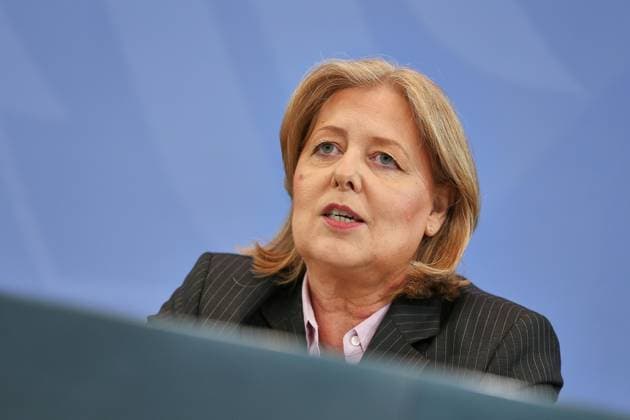 Berlin, Deutschland, 23.06.2026: Bundeskanzleramt: Übergabe des Berichts der Alterssicherungskommission: Bundesministerin für Arbeit und Soziales Bärbel Bas (SPD) *** Berlin, Germany, June 23, 2026 Federal Chancellery Presentation of the report by the Commission on Old-Age Security Federal Minister of Labor and Social Affairs Bärbel Bas (SPD),detected_source_language Copyright: xdtsxNachrichtenagenturx dts_124509