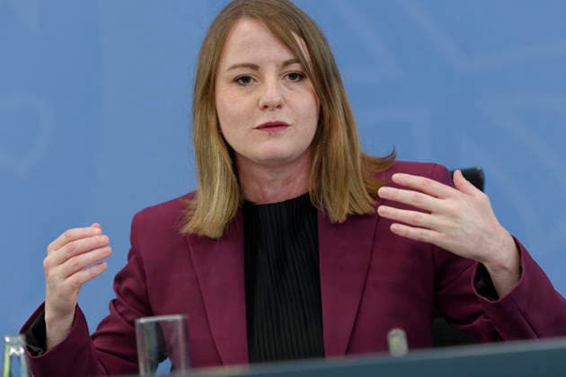 Übergabe Empfehlungen Rentenkommission 2026-06-23 Deutschland, Berlin Pressekonferenz zur Übergabe der Empfehlungen der sogenannten Rentenkommission an Bundeskanzler und Bundesministerin für Arbeit und Soziales. Im Bild Annika Klose, MdB SPD und Mitglied der Rentenkommission *** Presentation of the Recommendations of the Pension Commission, June 23, 2026, Berlin, Germany