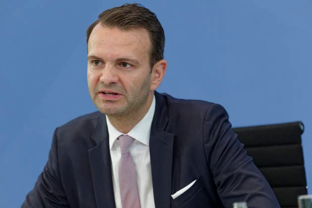 Übergabe Empfehlungen Rentenkommission 2026-06-23 Deutschland, Berlin Pressekonferenz zur Übergabe der Empfehlungen der sogenannten Rentenkommission an Bundeskanzler und Bundesministerin für Arbeit und Soziales. Im Bild Florian Dorn, MdB CSU, Mitglied der Rentenkommission. *** Presentation of the Recommendations of the Pension Commission, June 23, 2026, Berlin, Germany