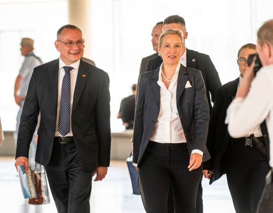 Alice Weidel + Tino Chrupalla EUR, Deutschland, Berlin, 23.06.2026: Pressestatement von Alice Weidel Co-Vorsitzende der AfD Bundestagsfraktion und Tino Chrupalla Co-Vorsitzender der AfD Bundestagsfraktion. *** Alice Weidel, Tino Chrupalla, EUR, Germany, Berlin, June 23, 2026 Press statement by Alice Weidel, Co-Chair of the AfD parliamentary group in the Bundestag, and Tino Chrupalla, Co-Chair of the AfD parliamentary group in the Bundestag,detected_source_language