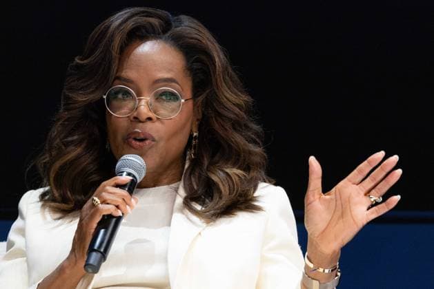 Entertainment Bilder des Tages Oprah Winfrey at Cannes Lions Festival Of Creativity Oprah Winfrey attends the The Cannes LionHeart Seminar, a conversation with Phil Thomas, CannesLions chairman, during the 2026 Cannes Lions, in Cannes, France on June 23, 2026. Photo by Shootpix ABACAPRESS.COM Cannes France  Copyright: xShootpix ABACAx