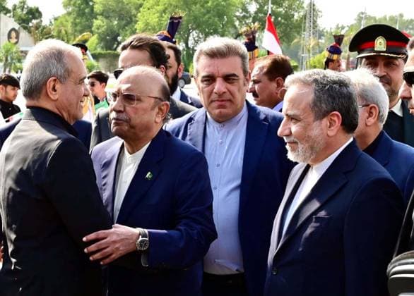 June 23, 2026, Pakistan: President Asif Ali Zardari Welcomes Dr. Masoud Pezeshkian, President of Islamic Republic of Iran, at Nur Khan Airbase in Rawalpindi Pakistan  - ZUMAas3_ 20260623_zaf_as3_036 Copyright: xPPIx