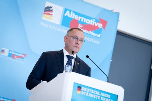 AfD, Tino Chrupalla Bundestag, Bundestagsfraktion, AfD, Pressestatement, Vorsitzender, Bundessprecher, Tino Chrupalla Berlin Berlin GER *** AfD, Tino Chrupalla, Bundestag, Bundestag parliamentary group, AfD, press statement, chairman, federal spokesperson, Tino Chrupalla, Berlin, Berlin, GER,detected_source_language