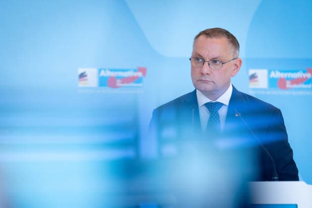 AfD, Tino Chrupalla Bundestag, Bundestagsfraktion, AfD, Pressestatement, Vorsitzender, Bundessprecher, Tino Chrupalla Berlin Berlin GER *** AfD, Tino Chrupalla, Bundestag, Bundestag parliamentary group, AfD, press statement, chairman, federal spokesperson, Tino Chrupalla, Berlin, Berlin, GER,detected_source_language