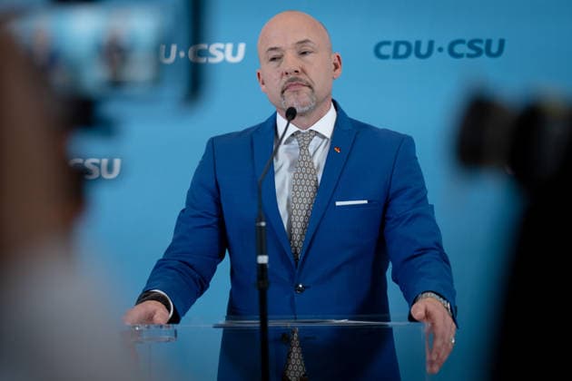 Bundestagsfraktion, CDU CSU, Alexander Hoffmann Pressestatement, Bundestag, Bundestagsfraktion, CDU CSU, Erster Stellvertreter, Alexander Hoffmann, CSU Berlin Berlin GER *** Bundestag Parliamentary Group, CDU CSU, Alexander Hoffmann Press Statement, Bundestag, Bundestag Parliamentary Group, CDU CSU, First Deputy, Alexander Hoffmann, CSU Berlin, Berlin, GER,detected_source_language