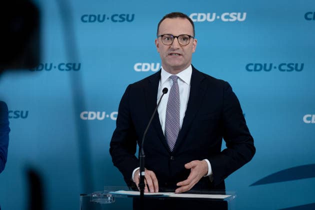 Bundestagsfraktion, CDU CSU, Jens Spahn Pressestatement, Bundestag, Bundestagsfraktion, CDU CSU, Vorsitzender, Jens Spahn, CDU Berlin Berlin GER *** Bundestag Parliamentary Group, CDU CSU, Jens Spahn Press Statement, Bundestag, Bundestag Parliamentary Group, CDU CSU, Chairman, Jens Spahn, CDU Berlin, Berlin, GER,detected_source_language