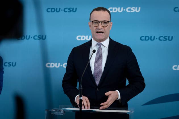 Bundestagsfraktion, CDU CSU, Jens Spahn Pressestatement, Bundestag, Bundestagsfraktion, CDU CSU, Vorsitzender, Jens Spahn, CDU Berlin Berlin GER *** Bundestag Parliamentary Group, CDU CSU, Jens Spahn Press Statement, Bundestag, Bundestag Parliamentary Group, CDU CSU, Chairman, Jens Spahn, CDU Berlin, Berlin, GER,detected_source_language