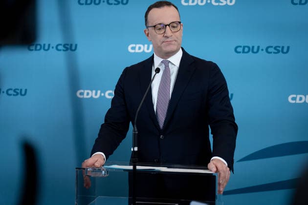 Bundestagsfraktion, CDU CSU, Jens Spahn Pressestatement, Bundestag, Bundestagsfraktion, CDU CSU, Vorsitzender, Jens Spahn, CDU Berlin Berlin GER *** Bundestag Parliamentary Group, CDU CSU, Jens Spahn Press Statement, Bundestag, Bundestag Parliamentary Group, CDU CSU, Chairman, Jens Spahn, CDU Berlin, Berlin, GER,detected_source_language